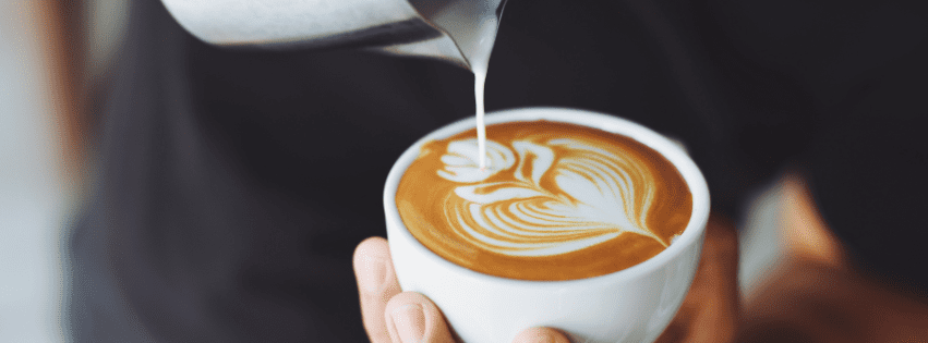 Ces petites dépenses qui grugent votre budget : comment éviter le surendettement?