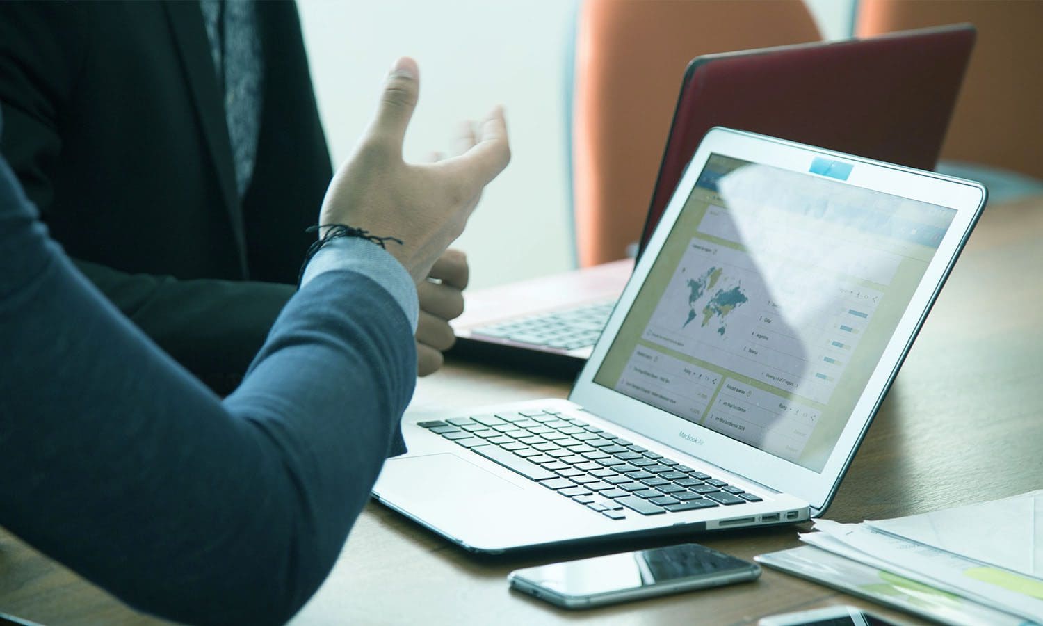 Octobre 2021 – Le projet de loi C-208 – Nouveautés concernant le transfert intergénérationnel des entreprises et la déduction pour gain en capital