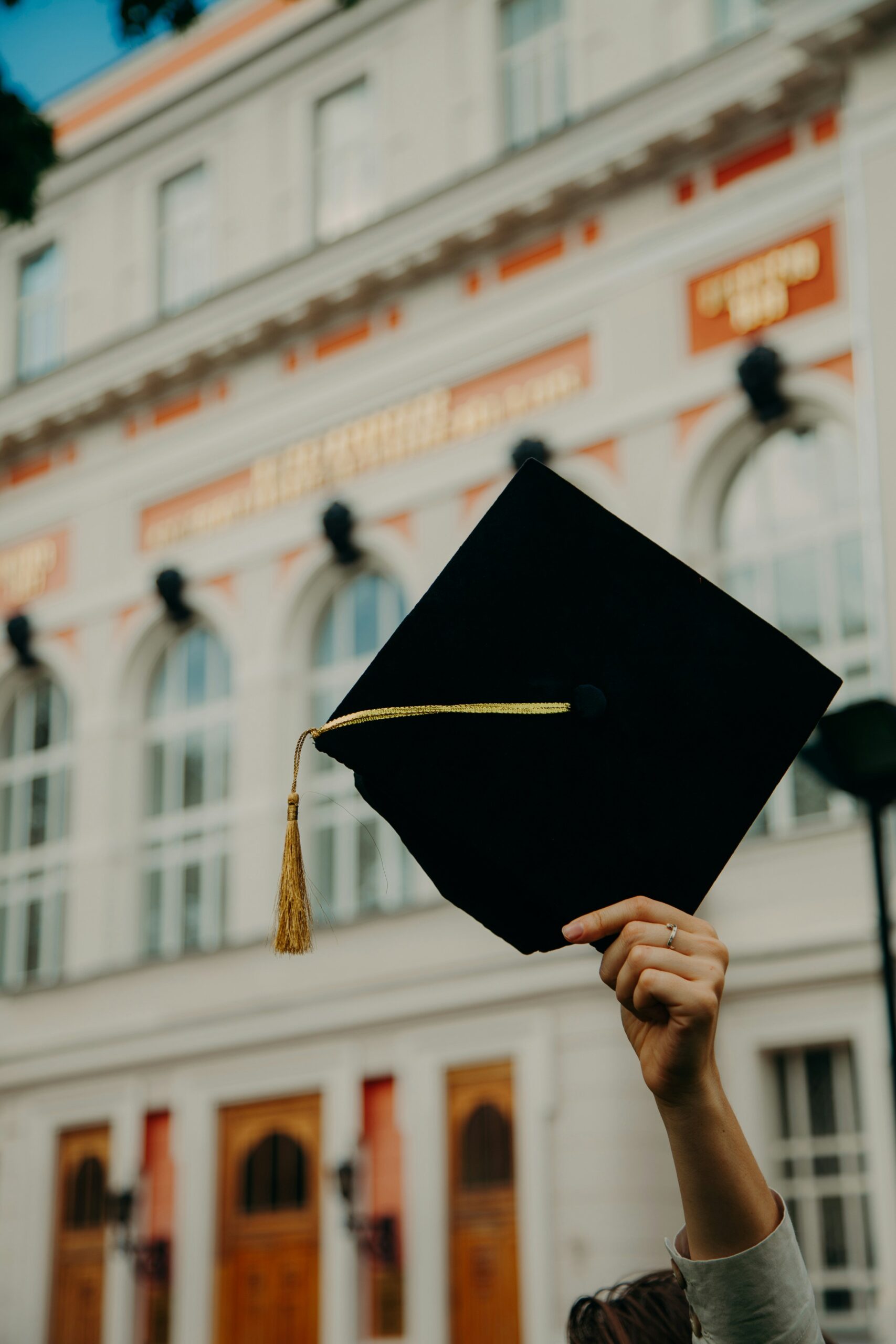 Dettes d&rsquo;études et faillite : ce que dit vraiment la loi 